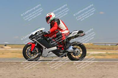 media/Sep-04-2023-Lets Ride (Mon) [[34443f911e]]/B Group/1220pm (Wheelie Bump)/